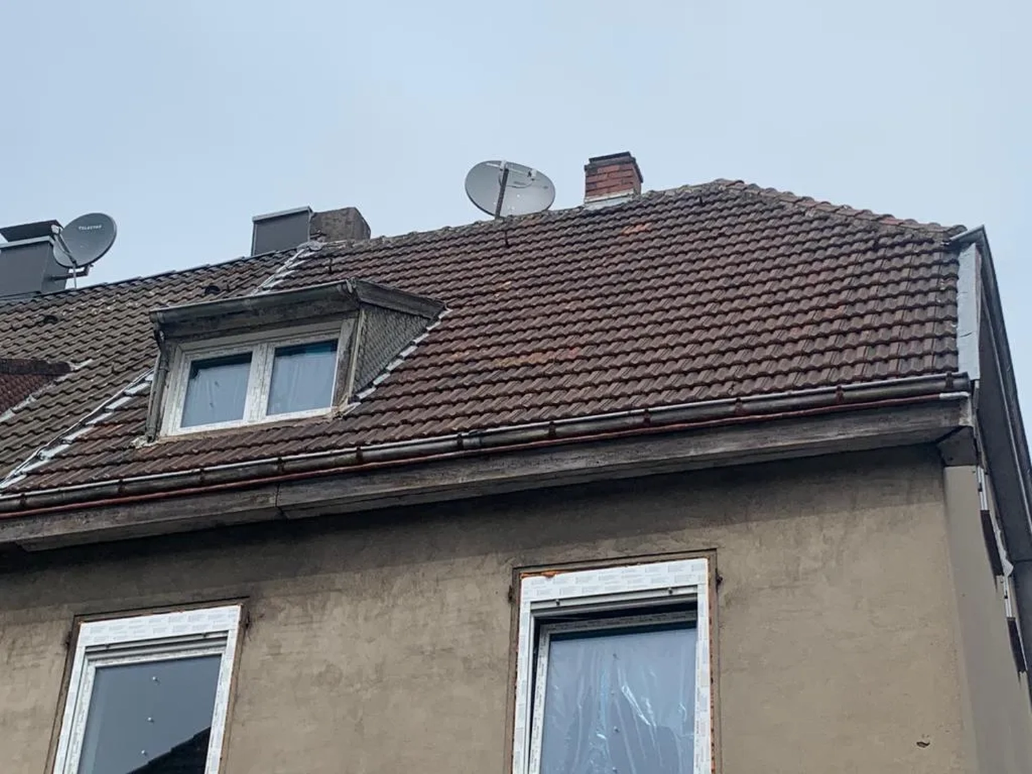 Buczek & Degen Bedachungen GmbH -  alten Gebäudedachs