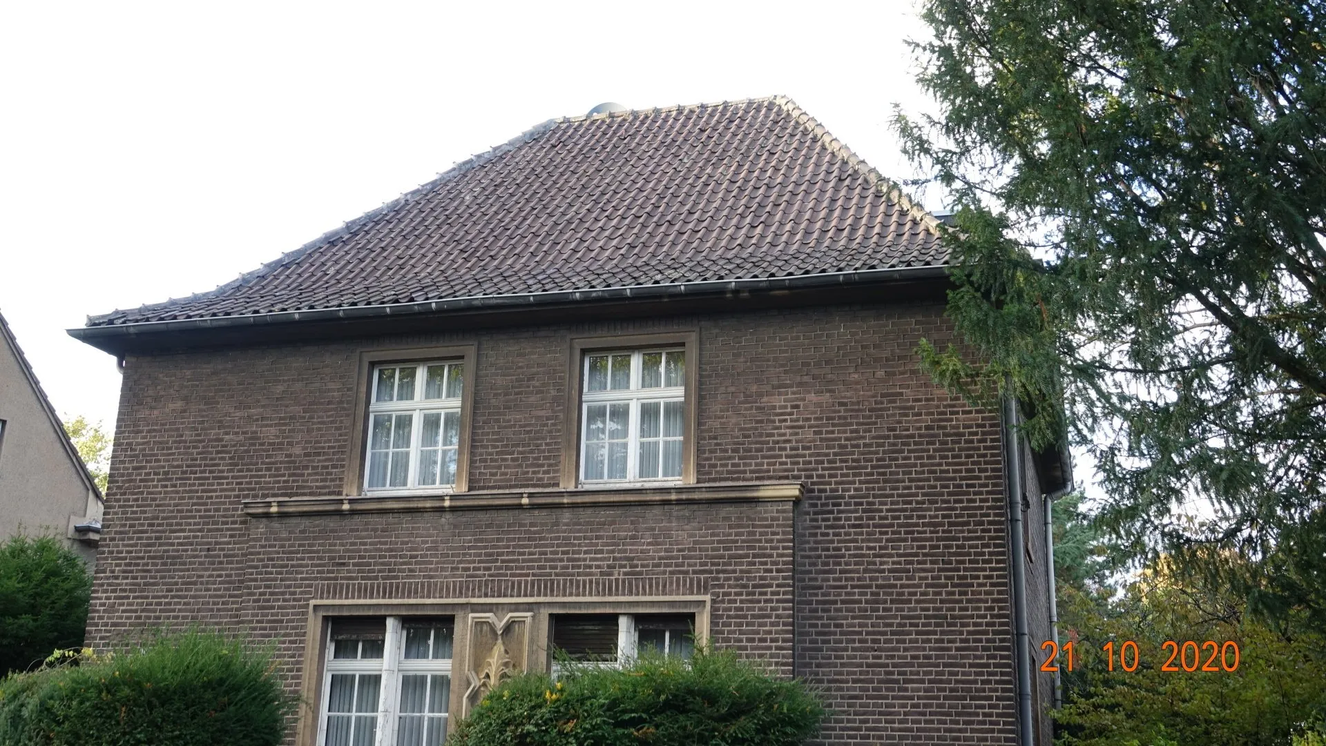 Buczek & Degen Bedachungen GmbH - alten Gebäudedachs