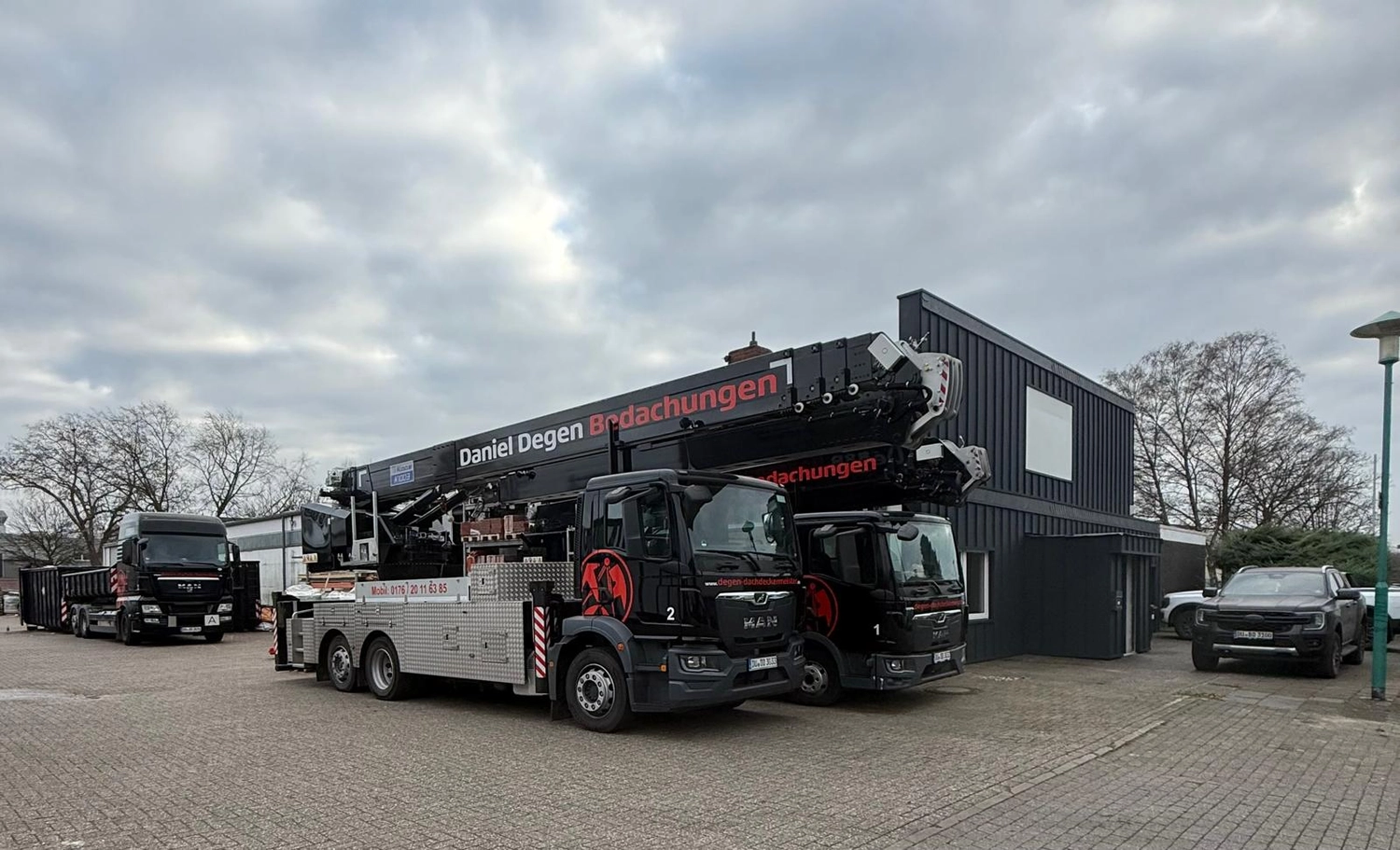 Buczek & Degen Bedachungen Gmb - Autokran von Daniel Degen Bedachungen GmbH